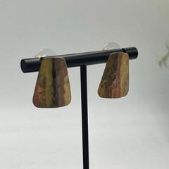 14k Yellow Gold Hammered Textured Trapezoid Shape Flared Artisan Earrings 2.1 gr