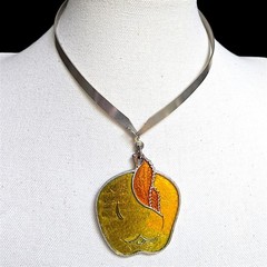 Artisan Retro Yellow Apple Pendant Choker Necklace Mod Orange Drop Earrings Set