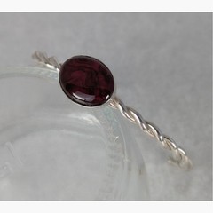 Sterling silver and dyed 20 x 26mm puau shell Red/ magenta. For 6.5″ wrist NWT