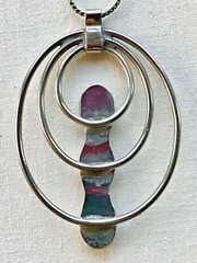 Vintage Mother of Pearl Silver Pendant Necklace w/3 Oval MOP Stones