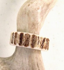 BROWN HANDCRAFTED OOAK SHED DEER, ELK ANTLER RING,SIZE 12 3/4 , R-208