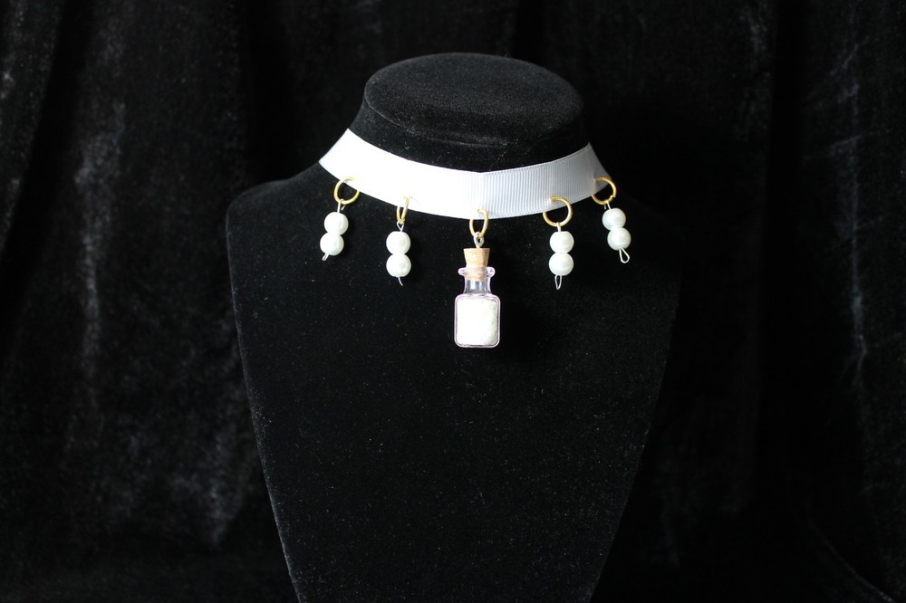 Handcrafted glow-in-the dark white faux pearl bead apothecary choker
