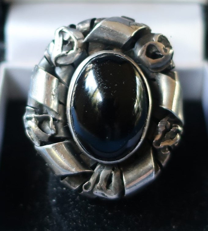 Vintage Brutalist Statement Ring Sterling Silver & Onyx Adjustable Size 13.5 g