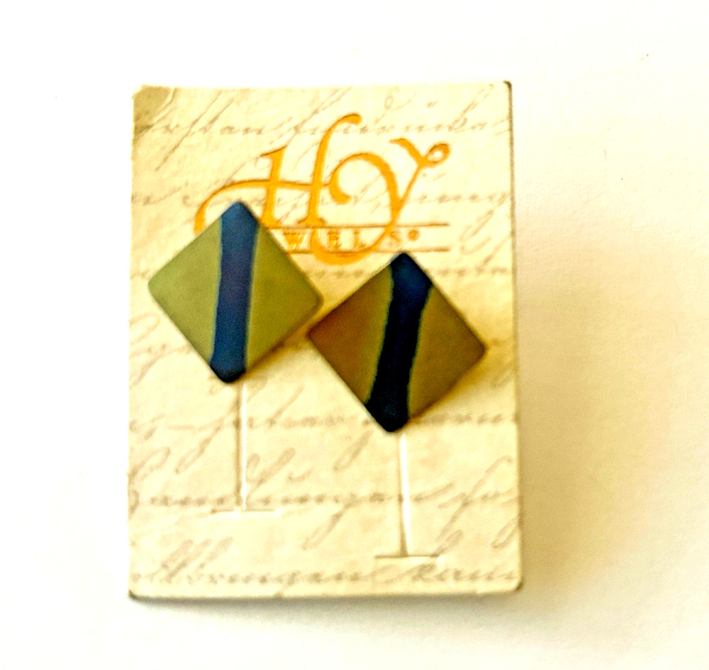 Holly Yashi Earrings 1/2″ Square Niobium Geometric Design. Gold with blue stripe