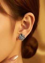 Sterling Silver Cubic Zirconia Stud Earrings Beautiful Sparkle In Any Direction