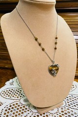 Ladies Woman Handmade Necklace tiger eye heart pendant tiger eye beadlinks