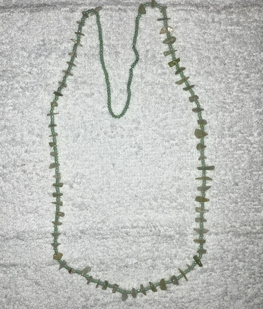 Handmade Green Weave Necklace Women 13 1/2 In with Earrings