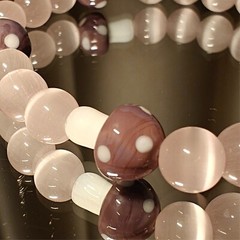 16CM Handmade 8mm glass bead bracelet with 3 fungus #13