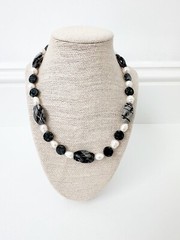 NWT Genuine Pearl & Jasper Necklace Black Gray White Beaded