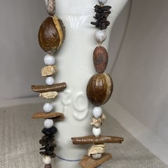 Handmade Natural Organic Material Necklace Shell Pod Seed Spice Nut Boho EUC