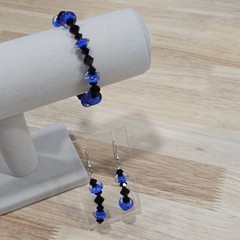 Artisan Created Blue Bicolor & Black Glass Beaded Bracelet Earrings Jewelry Set