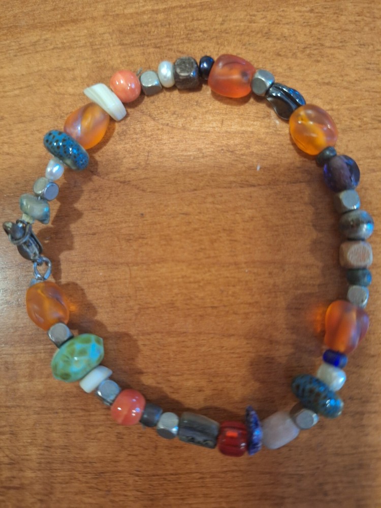 Handcrafted Agate Beaded Bracelet With Clasp