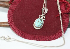 Vintage Mexican 925 Silver 3 CT Veined Turquoise Necklace 40 CM 16″ Link Chain