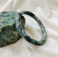 Burmese Jade Bangle: Donut Shape, Type A Green Gray Jadeite (62.6 MM)