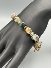Mixed Stone Bead Bracelet Faceted Accents Gold Tone Toggle Clasp