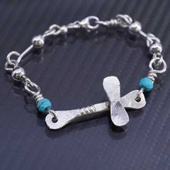 6.75”, vintage Cross Chain Bracelet in Sterling 925 Silver with turquoise beads