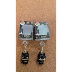 Copied – Funko Bitty Pop! Batman 85th Anniversary Batman 1989 #275 Earrings