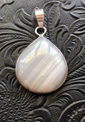 Artisan Southwest Calming Banded Agate 1.5” Pendant Blue Gray White Bands