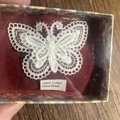 VTG Lace Magic York 100% Cotton Lace Butterfly Brooch New In Box – England