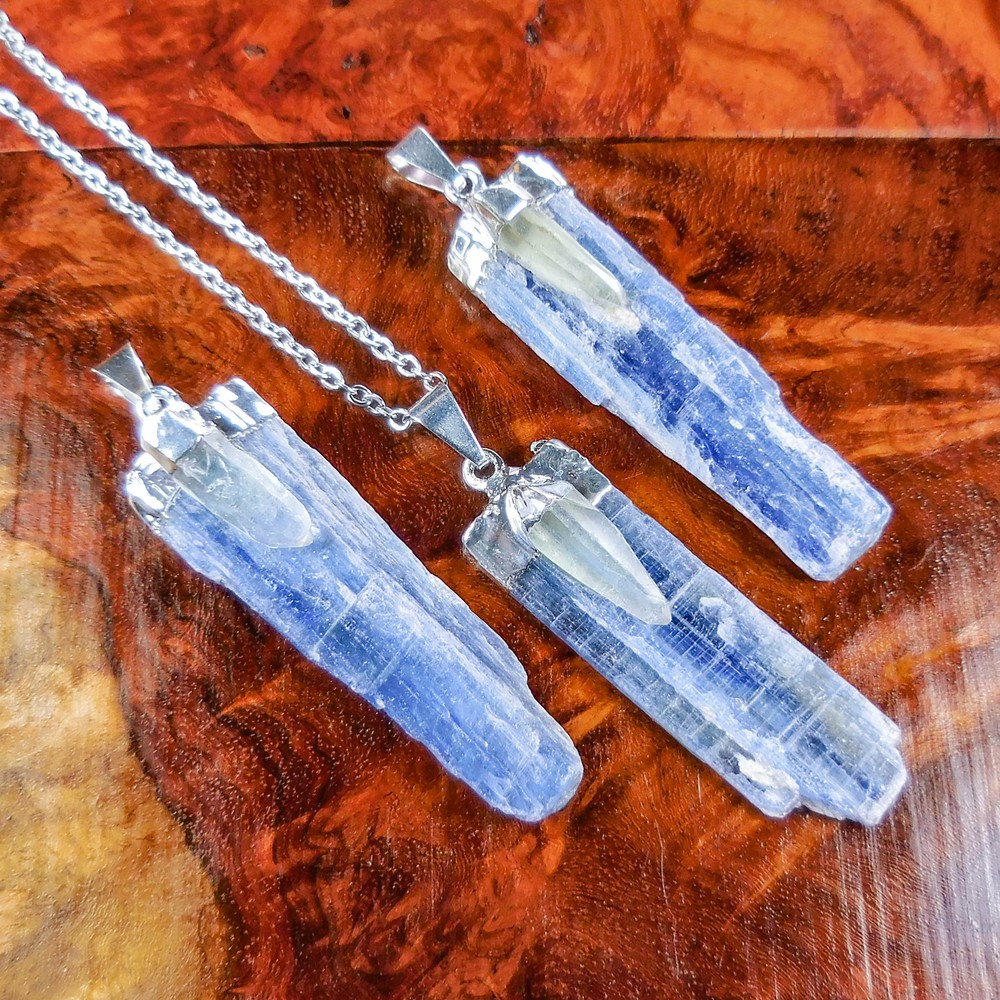 Kyanite Quartz Necklace – Large Crystal Point Pendant – Silver Plated CR28