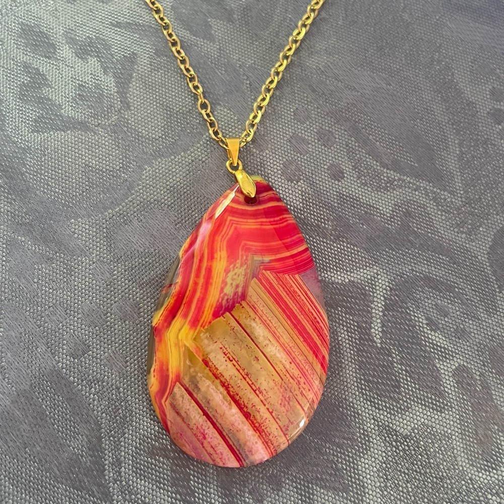 Striped Dragon Vein Agate Necklace 18″ Red Yellow Orange Teardrop 55x35mm beawen