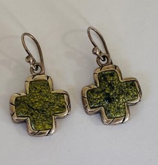 Vintage Sundance Catalog Green Serpentine Stone Cross Dangle Earrings