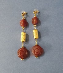 Avon Boho Dangle Earrings Red Agate Beads Gold Tone Geometric Rectangle Pierced