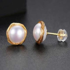 A pair Flawless Freshwater pearl White Baroque earrings Drop Ear Cuff