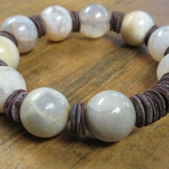 MERRISOTA JEWELRY Agate Coconut Wood Stretch Bracelet Size 6 1/2″ Gemstones NEW