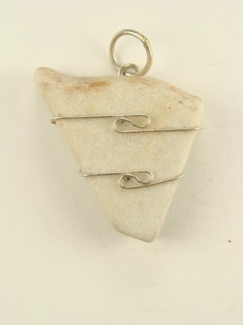 1.0″/26mm Novaculite sterling silver wire wrapped Pendant #825
