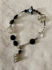 Gorgeous Artisan Lampwork Beaded Bracelet In Black And White Adjustable To 9”