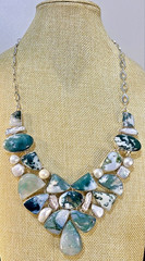 Large Handcrafted Moss Agate & Cultured Pearl 28″ Bib Statement Necklace 147gr