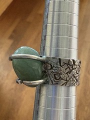 Artisan 925 Sterling Silver Floral Band Ring Light Green Stone 9 Grams Sz 6.75