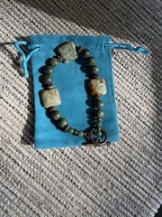 Green Serpentine Jasper Beaded Bracelet Copper Toggle Clasp Moss Matrix 8.25″