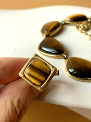 VINTAGE 14K YELLOW GOLD TIGER EYE RING UNUSUAL CUT /DESIGN STONE MODERN LOOK