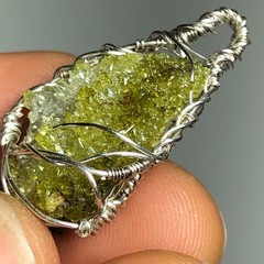 Green Zincite Crystal Pendant (z2498)