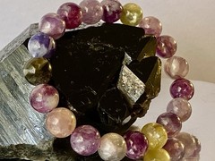 7.5″ «Peace Stone/AAAA»~Purple Rainbow Lepidolite Mica Quartz Bracelet A1412