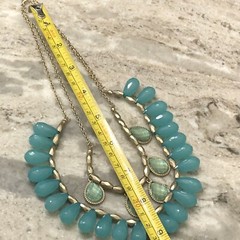 Turquoise / Teal Oval Drop Beads w/ Faceted Green Plastic Rhinestones Necklace