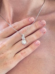 VALENTINEs day Daughter 1 carat Diamond Solitaire Necklace Pendant Love Beauty