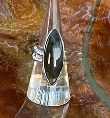 SouthWest Sterling Silver Hammered Band Ring w/ Lanceolate Labradorite Size 7.75