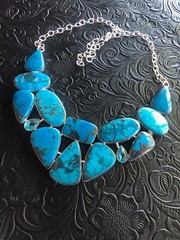 Mountain Sky Blue Turquoise Dark Matrix Necklace 18-19″ Southwestern