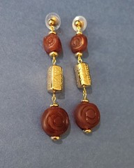 Avon Boho Dangle Earrings Red Agate Beads Gold Tone Geometric Rectangle Pierced