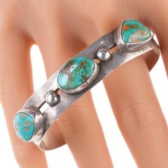6.5″ 1940’s Navajo sterling silver and fox turquoise cuff bracelet