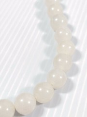 Artisan Pale Pink White Quartz Round Stone Bead Necklace 18 in Magnetic Clasp