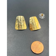 14k Yellow Gold Hammered Textured Trapezoid Shape Flared Artisan Earrings 2.1 gr