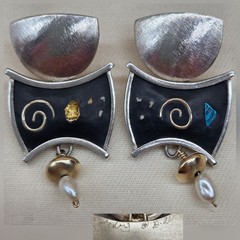 Vintage Sterling Silver 925 Artisan Signed Genuine Pearl Gold Vermeil Earrings