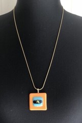 SLMM Taos Orange & Turquoise Color Pendant Shell Chip Gold Tone Chain Necklace