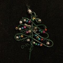 Christmas Tree Brooch Wire Beaded Ornament Pin Handmade Holiday Jewelry