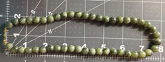 Vintage Natural Green Aventurine Bead Necklace Barrel Clasp 9.5mm 16″ length