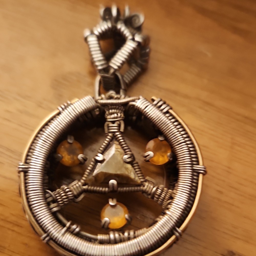 Handcrafted Wire Chain Silver Tone Round Charm Pendant w/ Yellow Stones